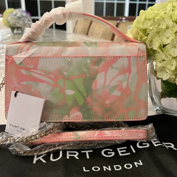 Kurt Geiger London Bond Top Handle Coral Green Crossbody NWT - Picture 3 of 7
